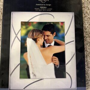 LENOX - 'Adorn' 8x10" Metallic Picture Frame (Silver Plated)